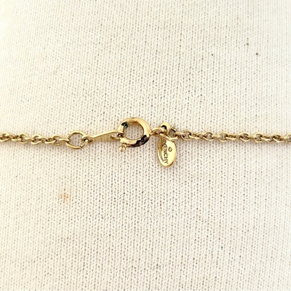 Givenchy Necklace - Picture 5 of 10